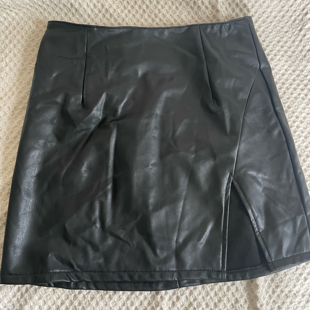 Leather skirt